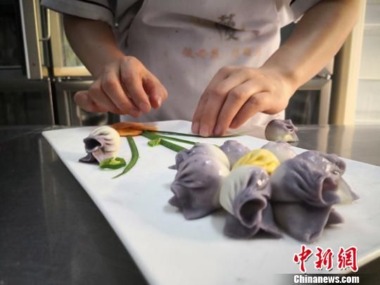 �����߲ʽ��ӡ�(����ͼ) κ���� ��